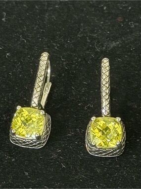 Premier Designs Vintage Green Cetrine Earrings